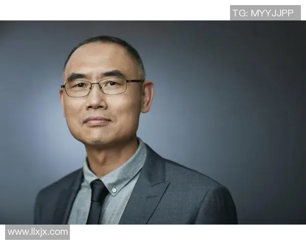 与杨强畅谈王者荣耀的成长历程与职业生涯的精彩瞬间实时新闻